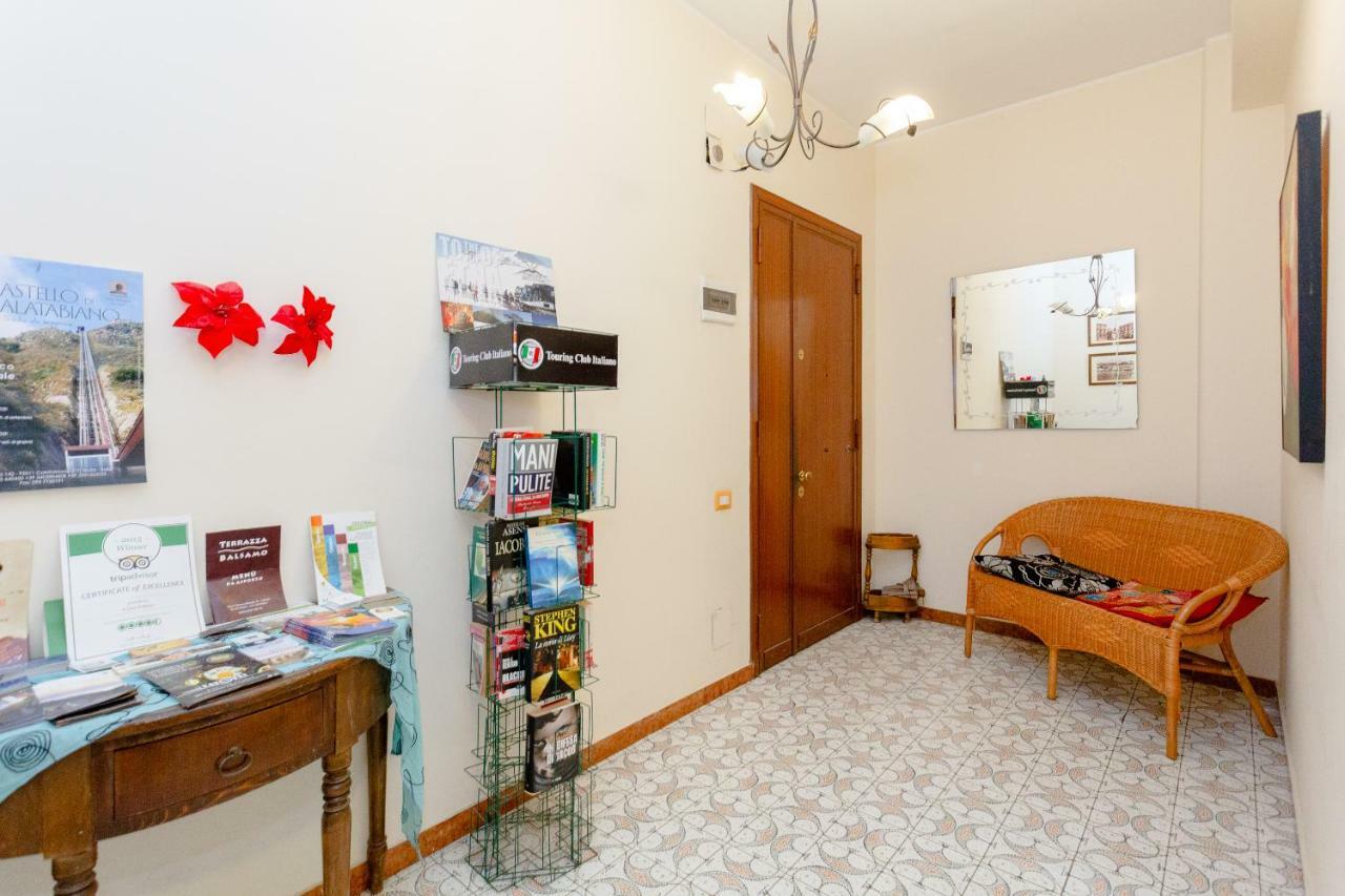 A Casa Di Marco Bed & Breakfast Catania Exterior foto